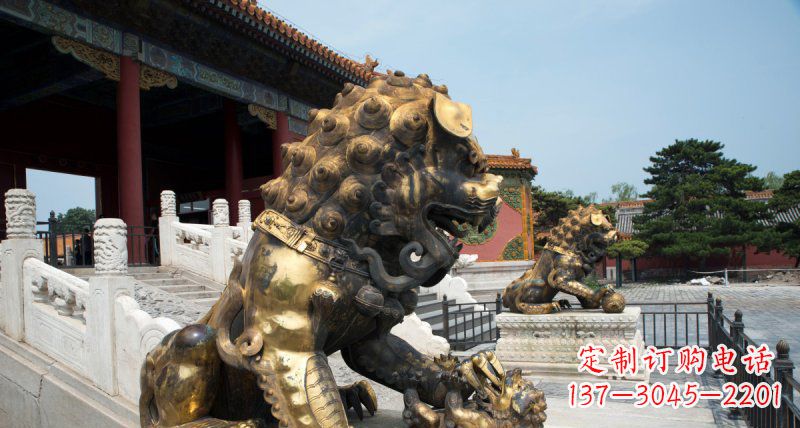 常州黄铜狮子雕塑——象征着永恒的力量