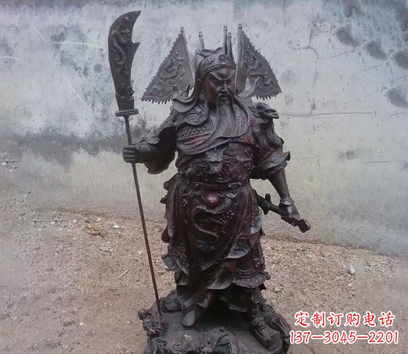 常州来自中国神话传说的关公提刀铜雕