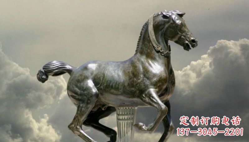 常州广场奔马景观铜雕