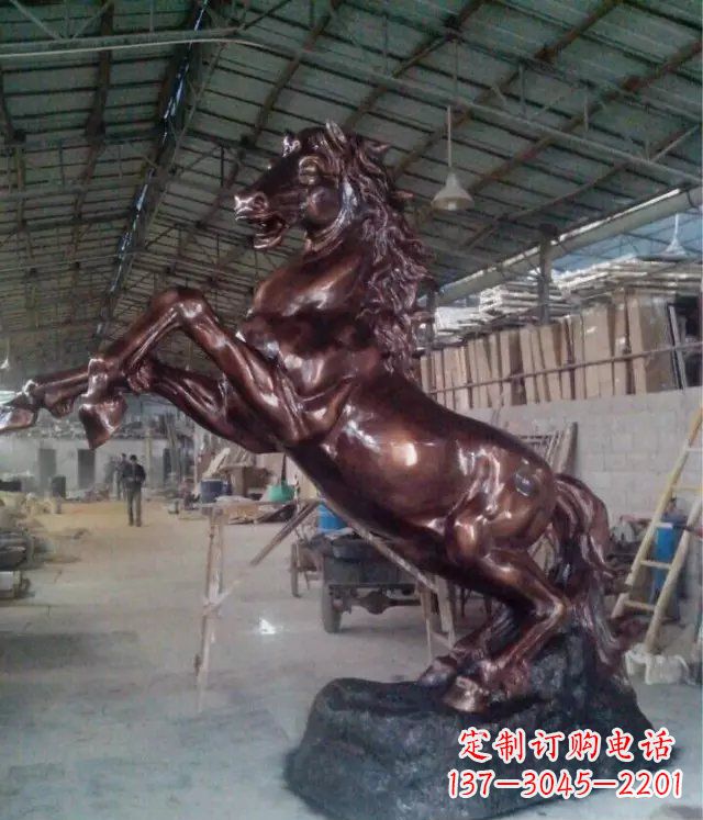 常州广场奔马铜雕