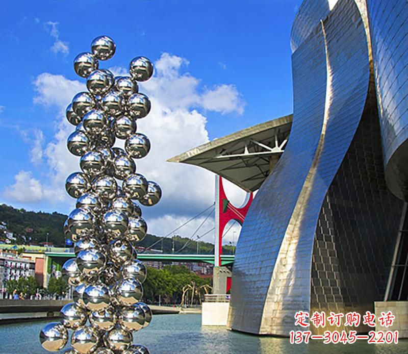 常州高端不锈钢抽象龙柱雕塑