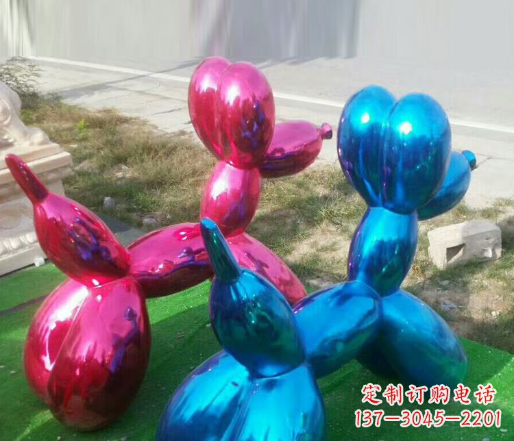 常州中领雕塑:精美不锈钢小狗雕塑,给您带来温馨的家庭氛围!
