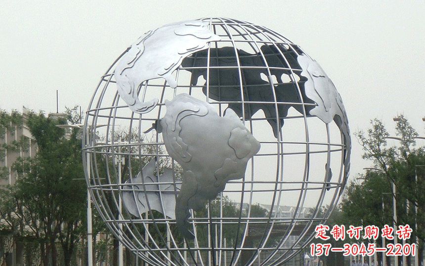 常州金属太空,伊中领雕塑的不锈钢地球雕塑;