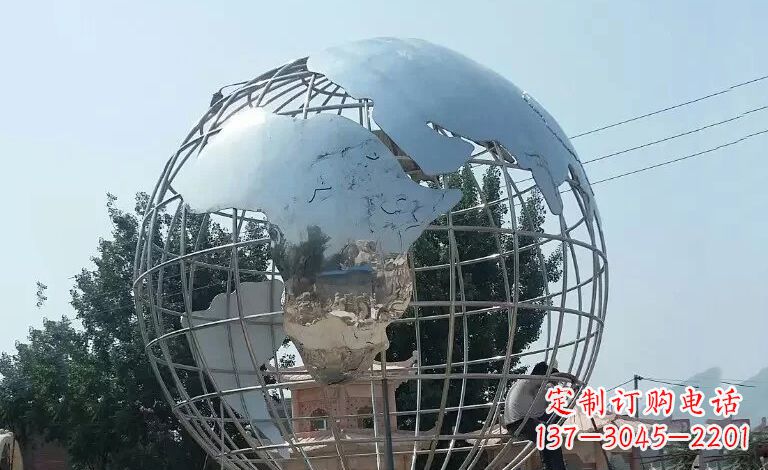 常州用艺术充实空间,精工制作高品质不锈钢地球仪雕塑