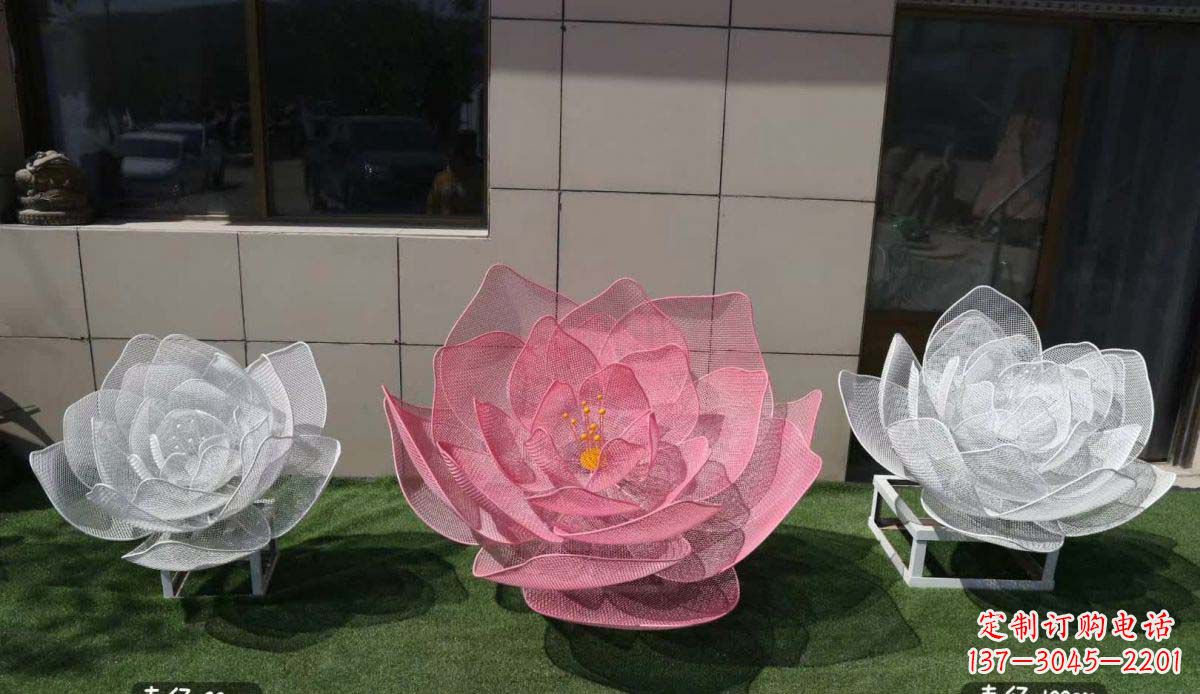 常州精美雕刻的不锈钢荷花雕塑