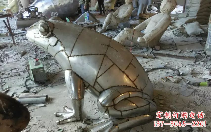 常州中领雕塑精美不锈钢青蛙动物雕塑