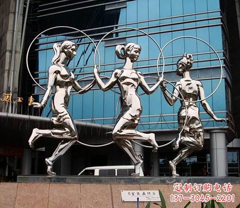 常州广场不锈钢跳舞美女景观雕塑