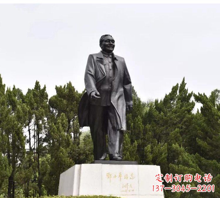 常州尊贵经典,中国历史巨人邓小平铜雕