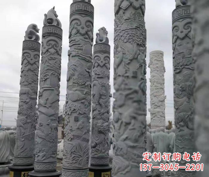 常州中领雕塑:12生肖石柱——精致美观的雕塑定制