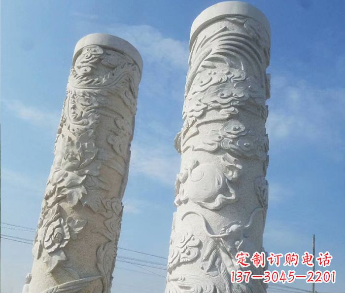 常州艺术化的广场龙柱石雕