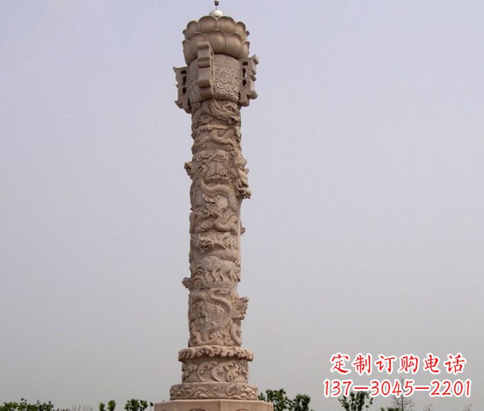 常州广场景观晚霞红石龙柱