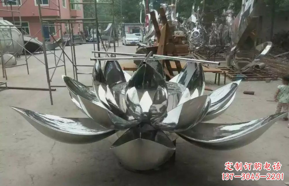 常州精致独特的莲花不锈钢雕塑