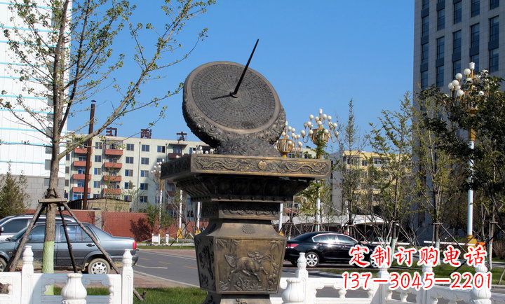 常州中领雕塑专业定制日晷铜雕