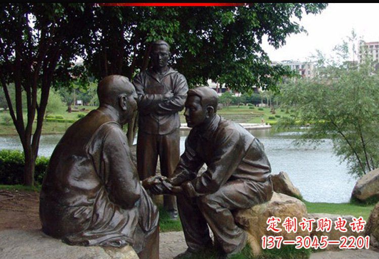 常州中领雕塑:精美老人雕塑
