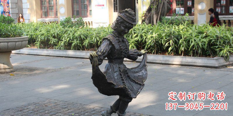 常州中领雕塑推出的爱舞的小少女铜雕,以少女跳…