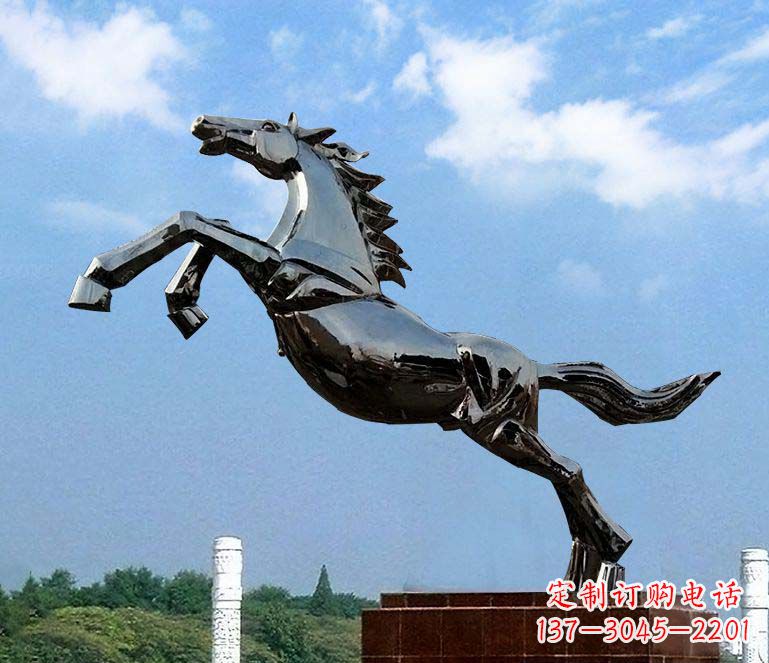 常州浑然天成的激情奔马雕塑