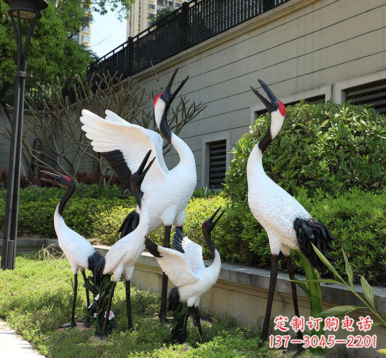 常州精致仿真的仙鹤雕塑