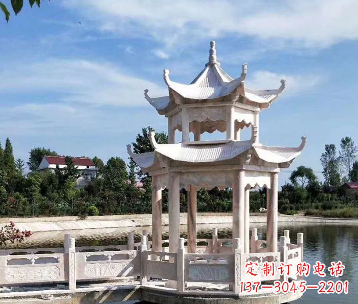常州海边景观晚霞红石雕凉亭