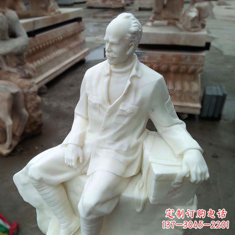 常州经典白求恩坐姿雕塑