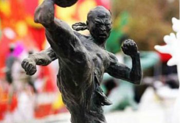常州足球雕塑：展现无限自由
