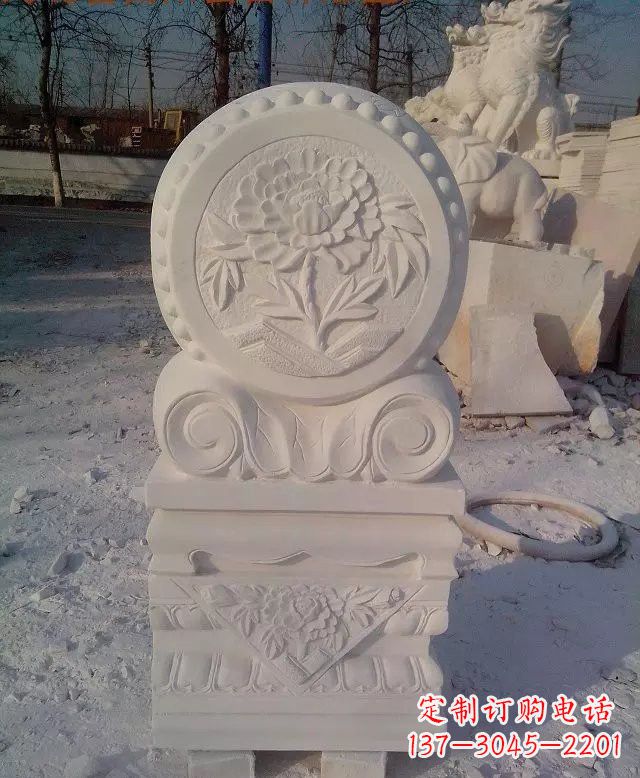 常州汉白玉门墩雕塑是一种特殊的雕塑艺术品,雕…