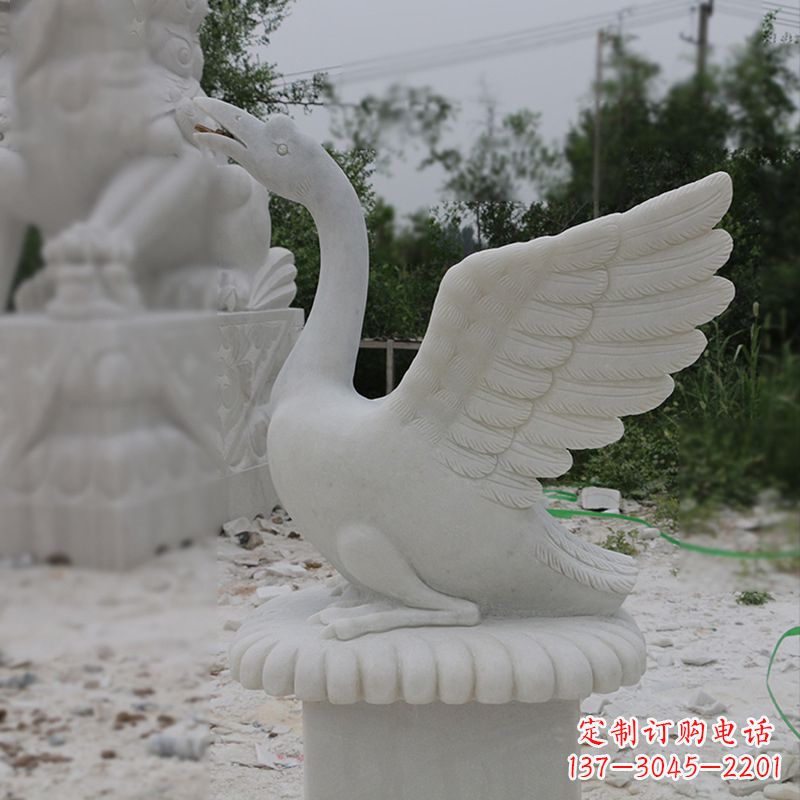 常州汉白玉展翅喷水天鹅雕塑