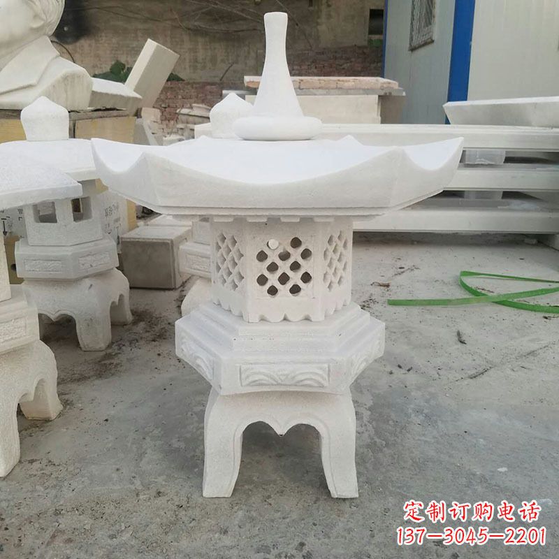 常州汉白玉中式石雕灯笼