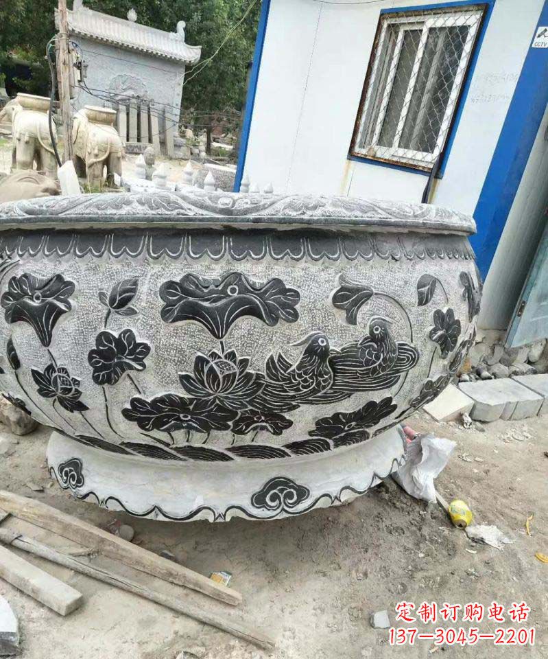 常州荷花石雕水缸,给你安静的空间