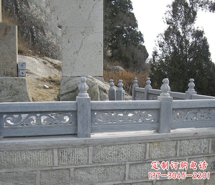 常州中领雕塑:门神镇守!大理石栏板石雕