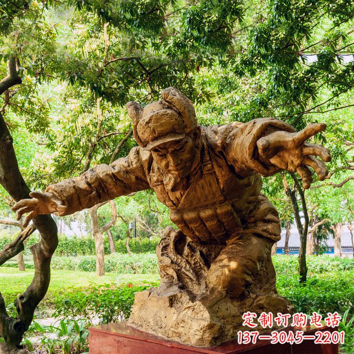 常州中领雕塑:黄继光铜雕著名抗战英雄雕像