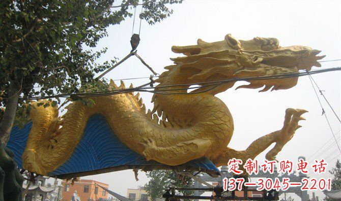 常州中领雕塑——黄金龙雕塑定制