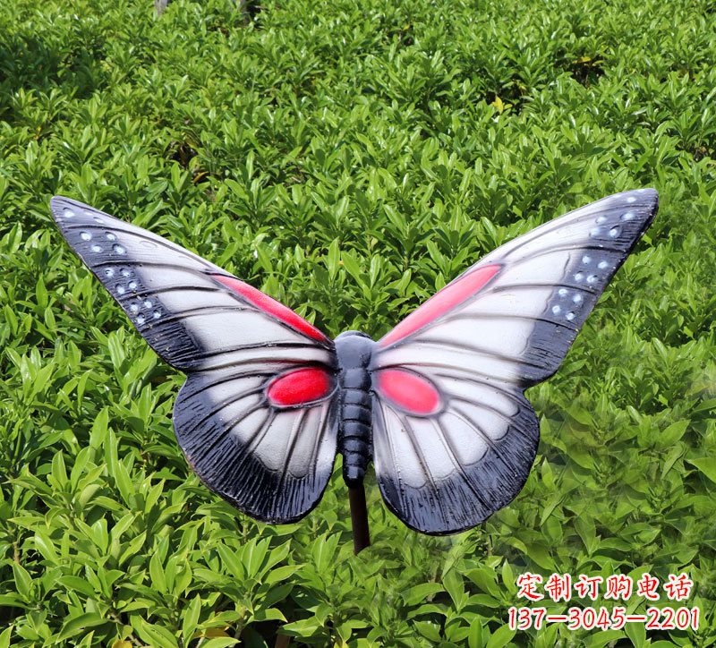 常州灰黑色仿真蝴蝶摆件园林玻璃钢彩绘动物雕塑