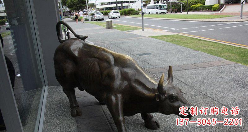 常州街边牛动物铜雕