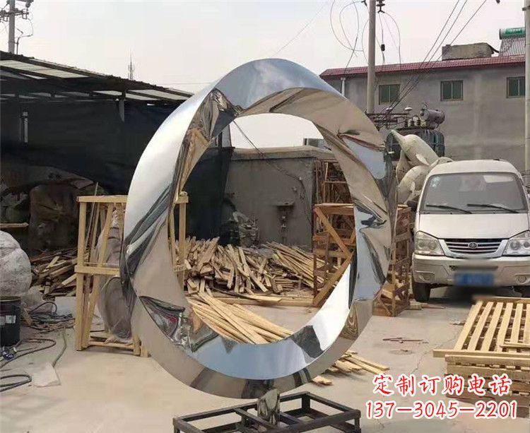 常州镜面不锈钢几何圆环雕塑,经典永恒之美