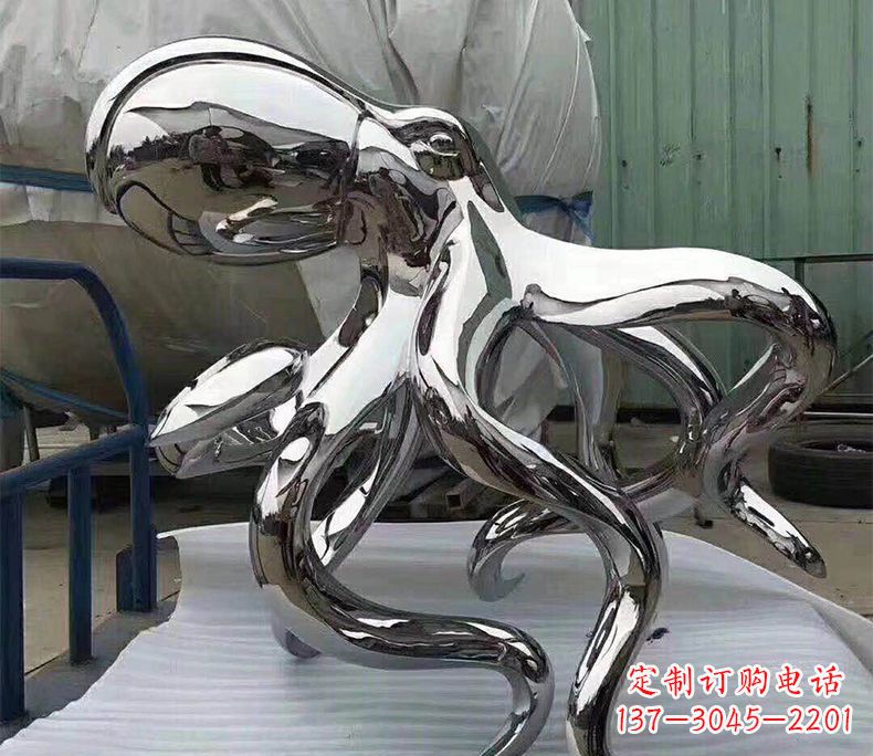 常州精致华丽的镜面不锈钢章鱼雕塑