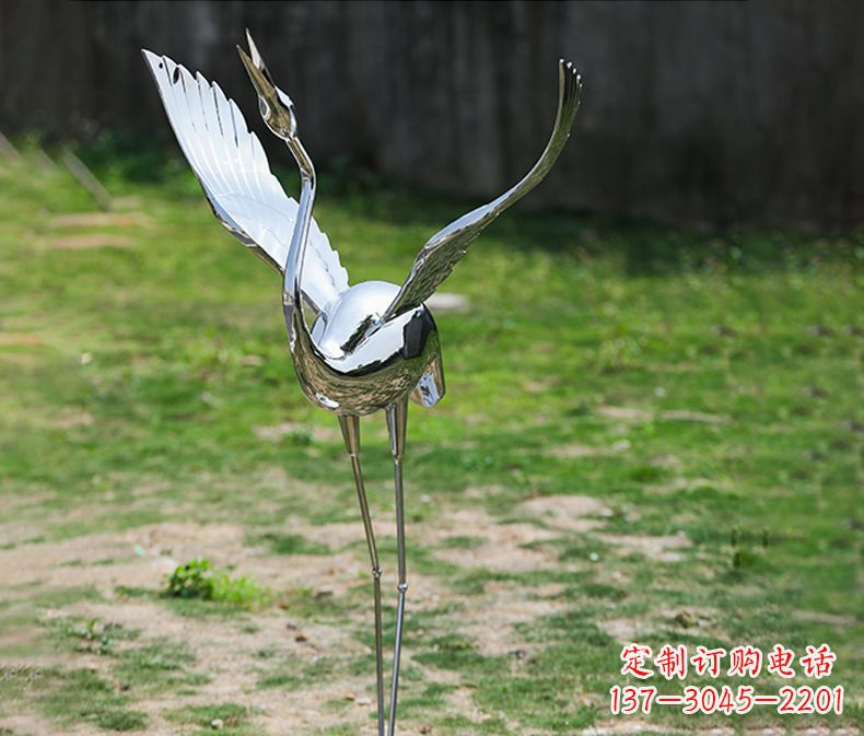 常州高端定制丹顶鹤展翅不锈钢雕塑