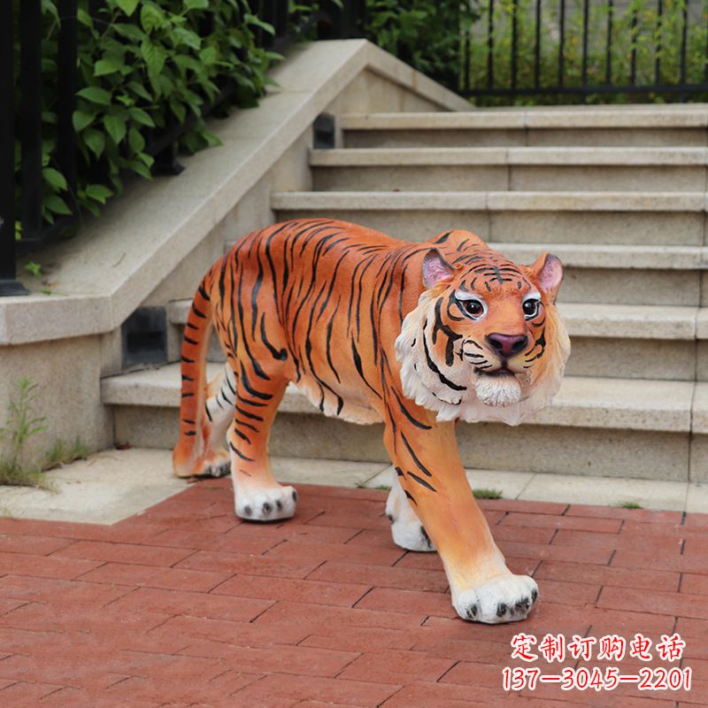 常州老虎玻璃钢仿雕塑—小区园林室外装饰品