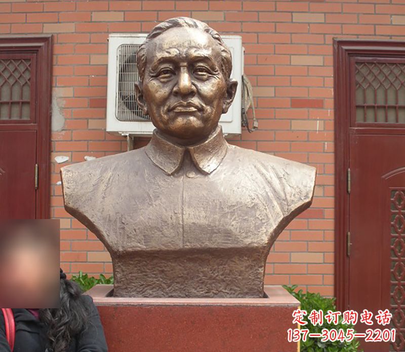 常州铜雕李四,与众不同的光头匠艺