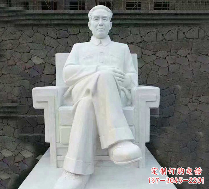 常州珍贵历史——纪念刘少奇伟人的大理石雕塑