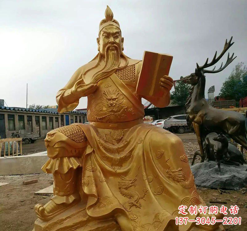 常州鎏金关公看书铜雕像