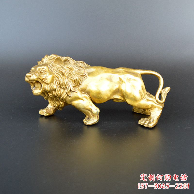 常州鎏金西洋狮子雕塑