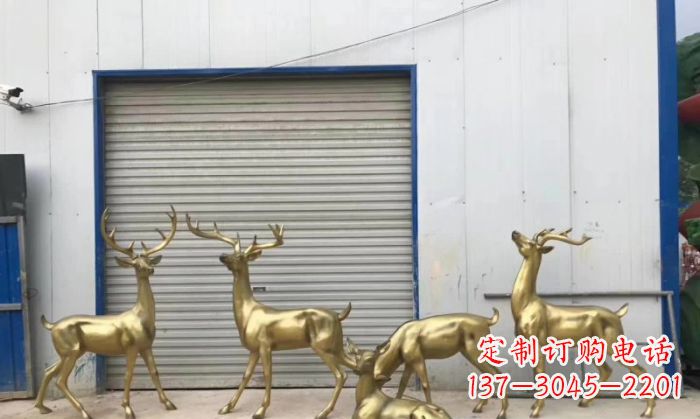 常州高贵典雅的鹿群铜雕