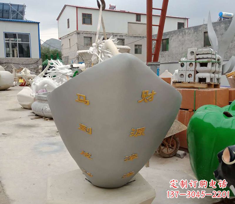 常州精美元宝雕塑,马到成功!