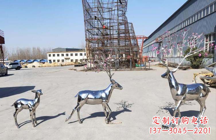 常州梅花鹿不锈钢雕塑,惊艳于众