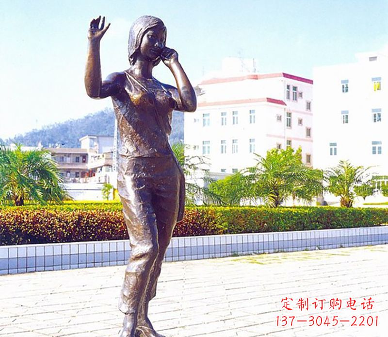 常州美女打电话广场景观铜雕