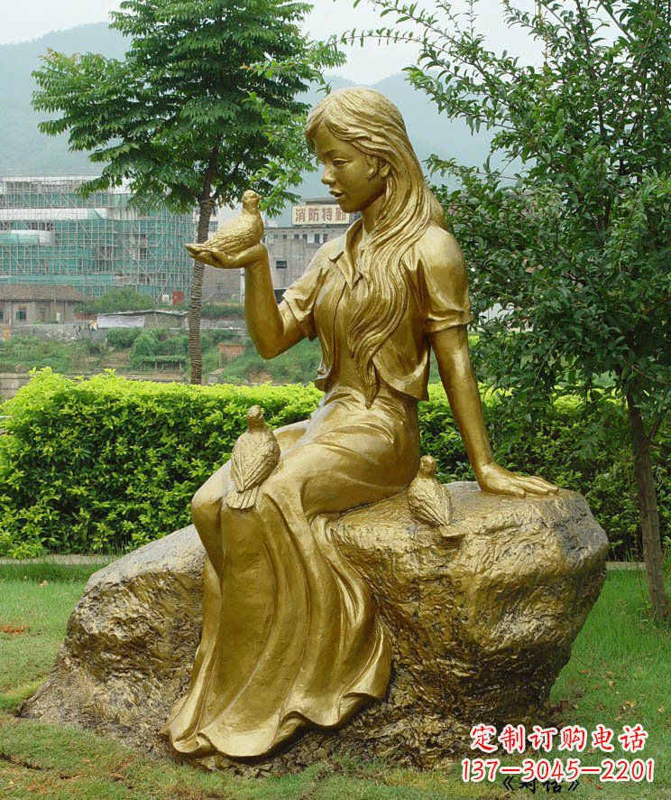常州答案;展现浪漫的爱情:鸽子雕塑