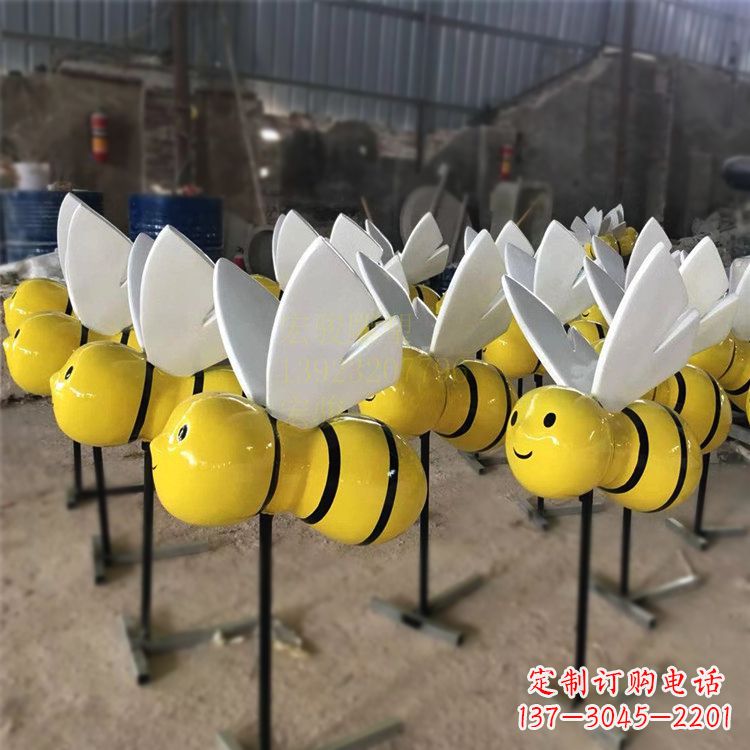 常州动感蜜蜂雕塑,营造精致的都市公园