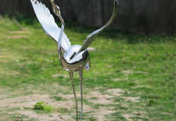 常州高端定制丹顶鹤展翅不锈钢雕塑