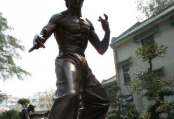 常州忠实再现李小龙公园名人铜雕