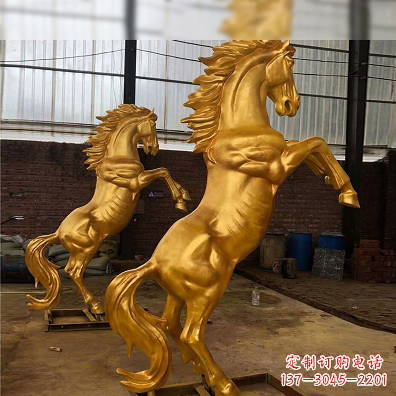 常州精美马雕塑,精锐漆金马儿